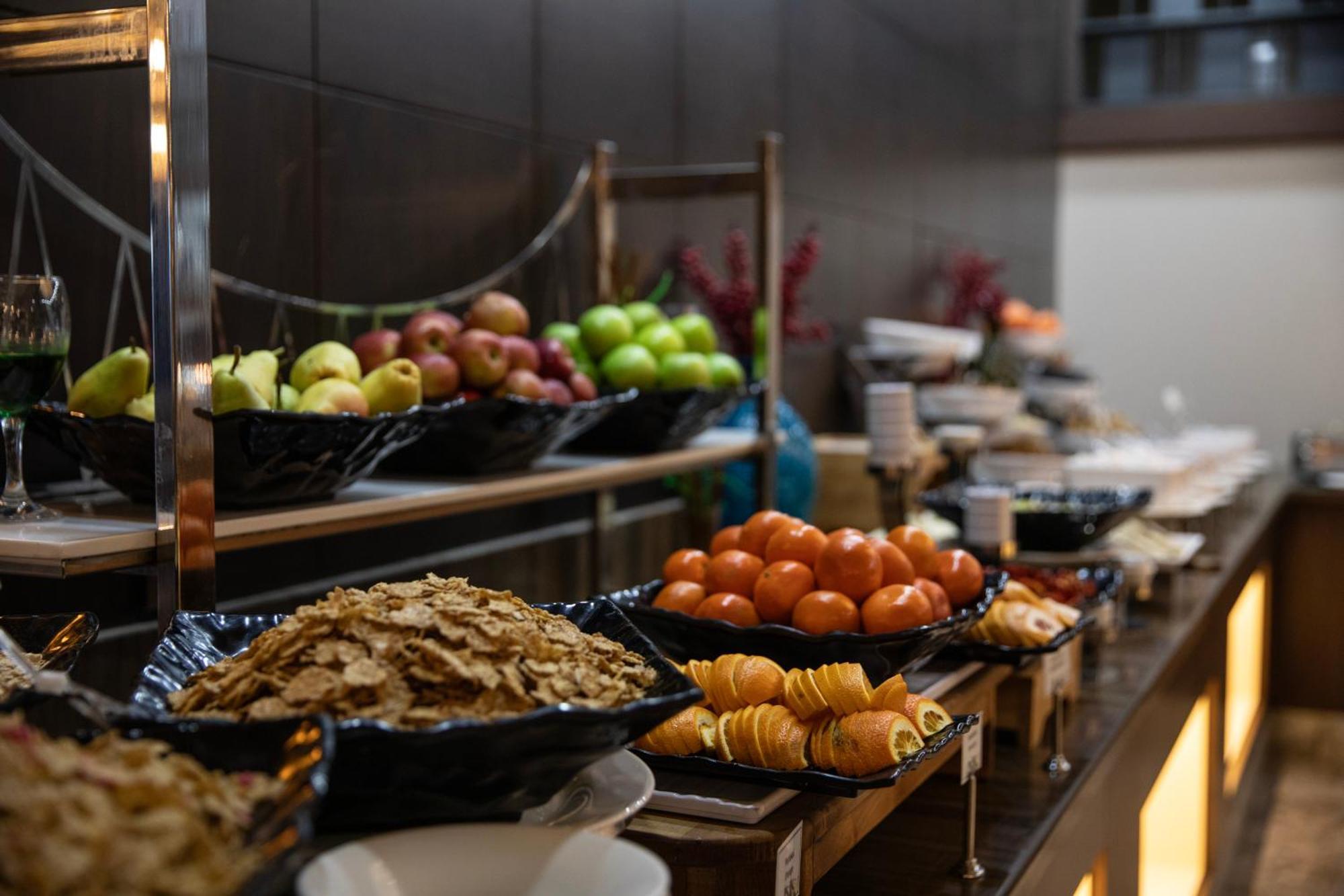 Otel Grand Harilton 5*