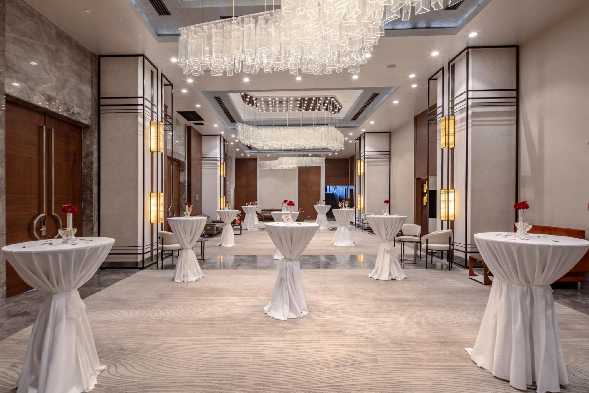 Otel Grand Harilton 5*